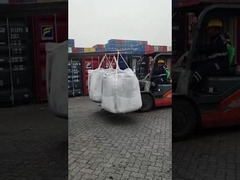 左舷ヤードの容器をlaoding