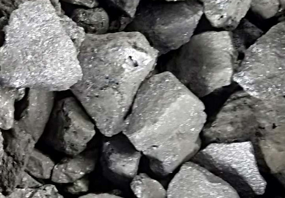 灰色色のSi 60%の高炭素のケイ素金属の合金のスチール製造材料